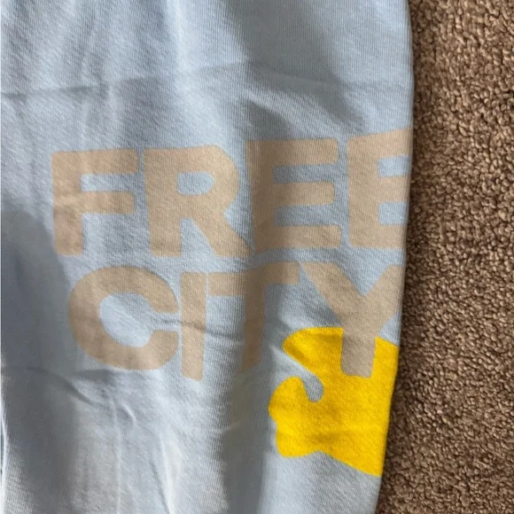 Free City Sweatpants - Light Blue - XS - Worn with small tear - Picture 2 of 5